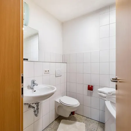 Appartement Bold & Chic Stay, Altshausen